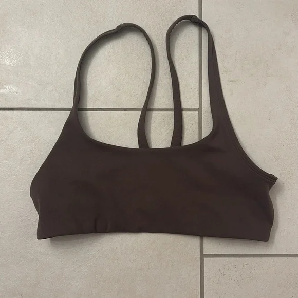 Vuori sports bra - Picture 2 of 2